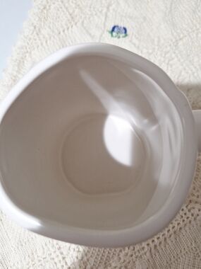 White Ceramic Dining Mug - Classic Everyday Cup